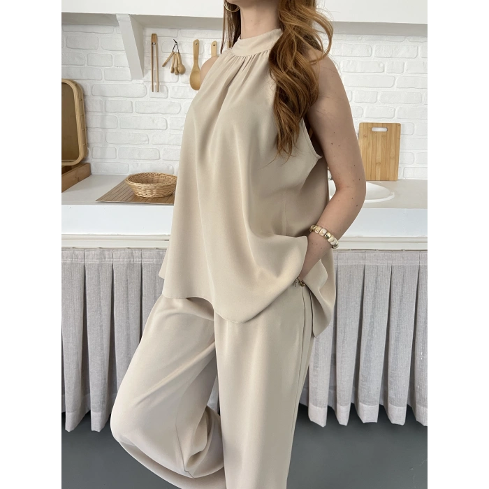 Modern Halter Yaka Tasarım Takım Bej