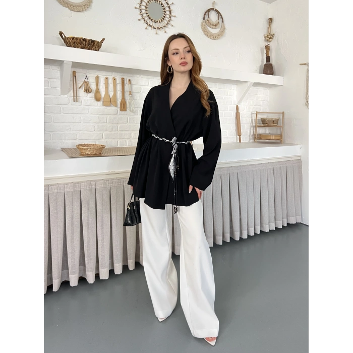 Kruvaze Yaka Bel Kuşaklı Tasarım Bluz Siyah