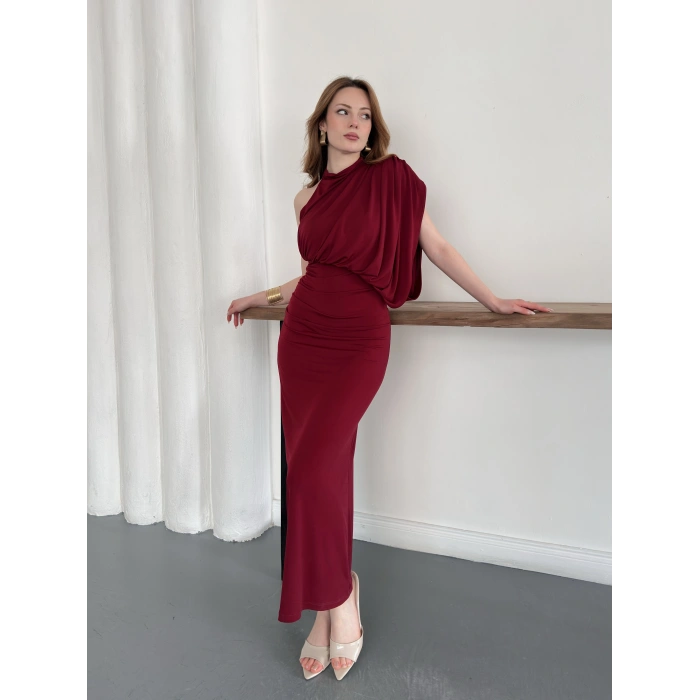 Tek Omuz Kol Detaylı Büzgü Elbise Bordo