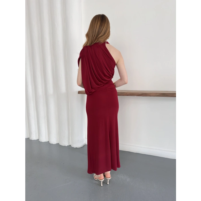 Tek Omuz Kol Detaylı Büzgü Elbise Bordo