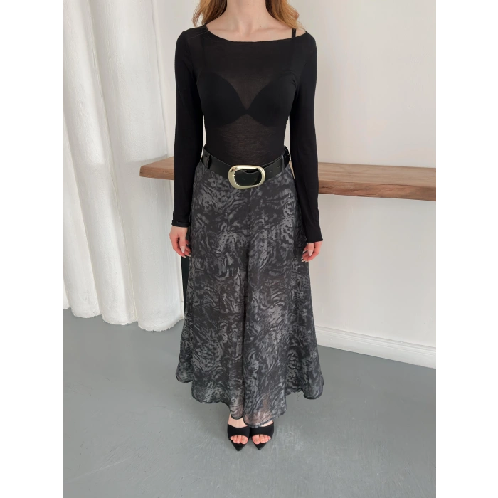 İçi Astarlı Desenli Kemer Detaylı Etek Siyah