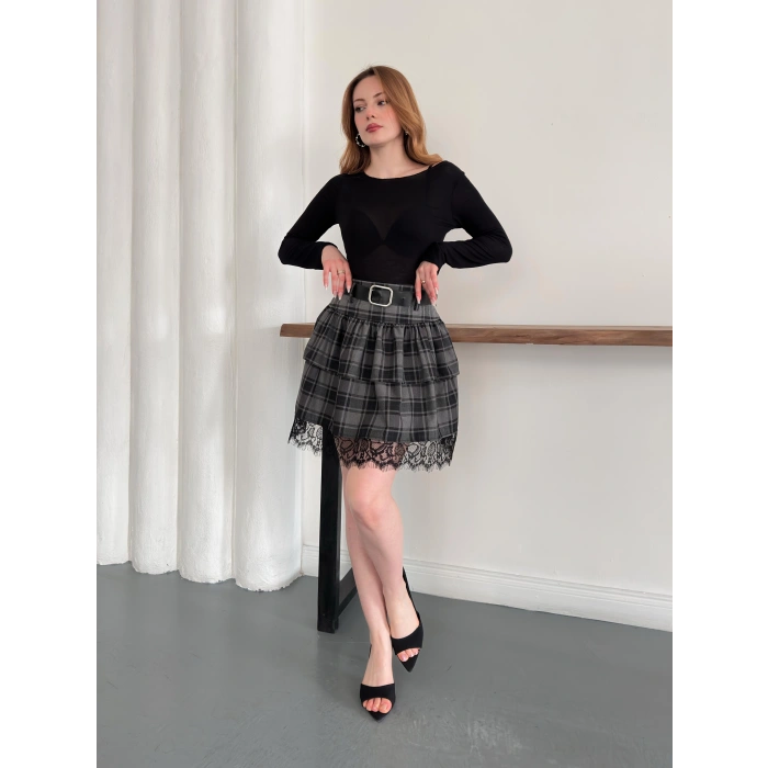 Ekose Dantel Detaylı Kemerli Etek Siyah