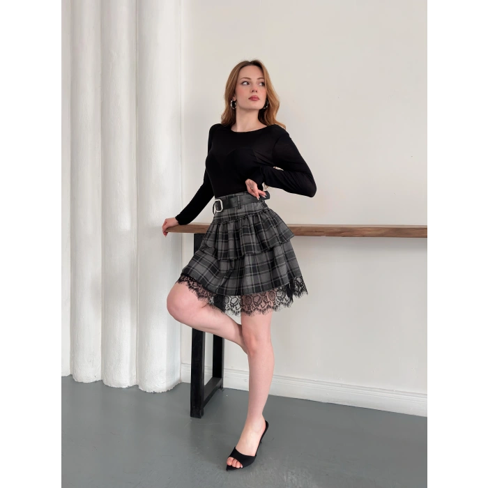 Ekose Dantel Detaylı Kemerli Etek Siyah