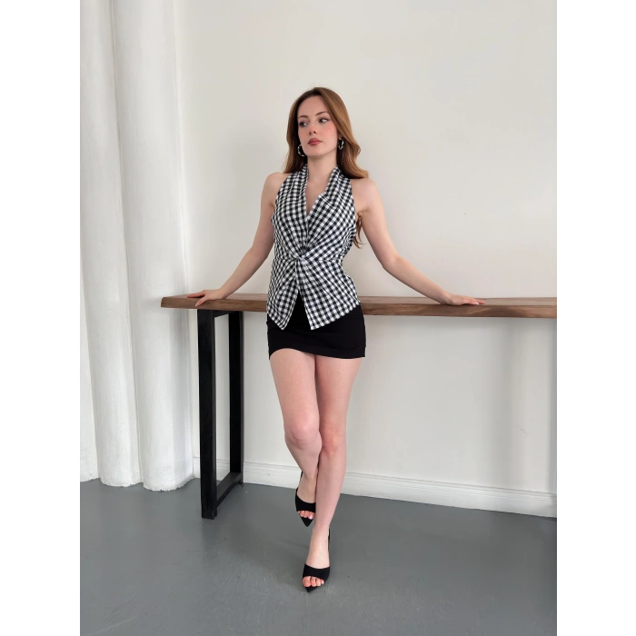 Kazayağı Desenli Sıfır Kol Bluz Siyah