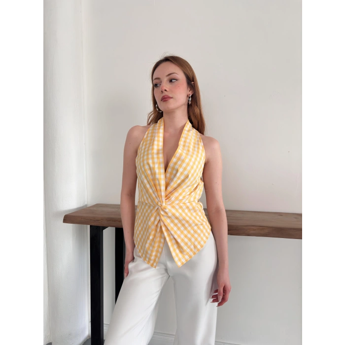 Kazayağı Desenli Sıfır Kol Bluz Sarı