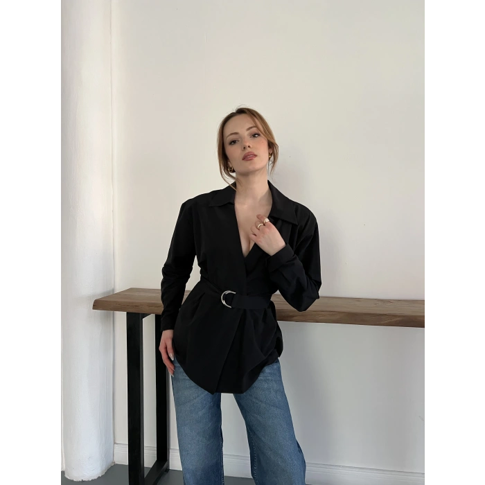 Kemer Detaylı Poplin Gömlek Siyah