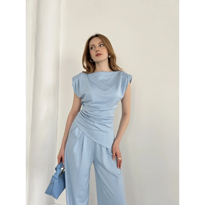Omuz Vatkalı Asimetrik Kesim Takım Bebemavisi