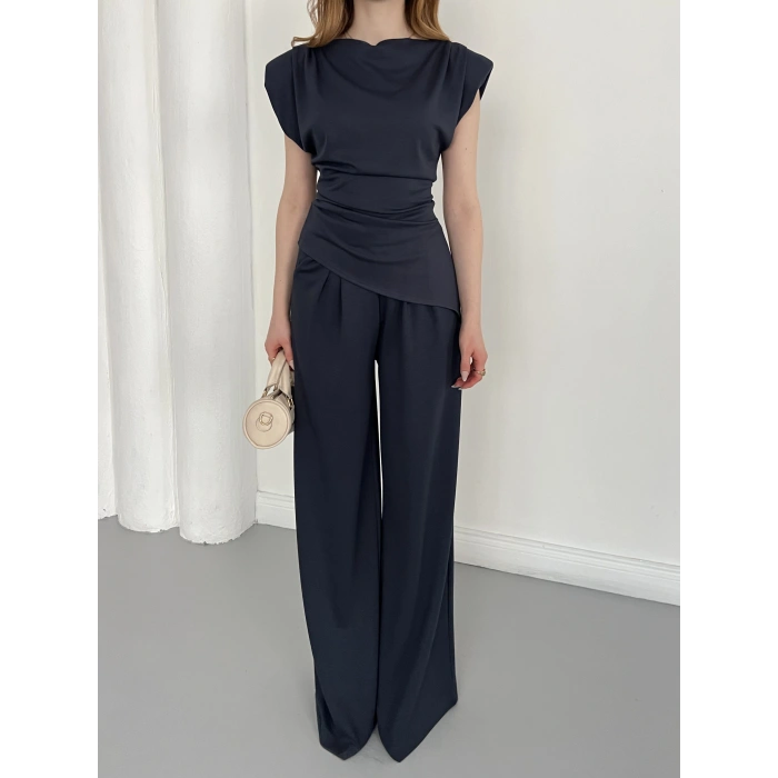 Omuz Vatkalı Asimetrik Kesim Takım Antrasit