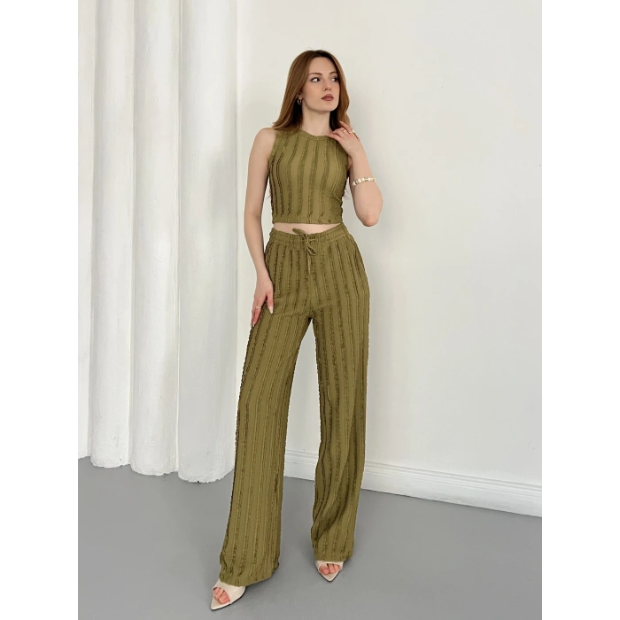 Gofre Kumaş Ters Dikiş Halter Yaka Takım Yeşil