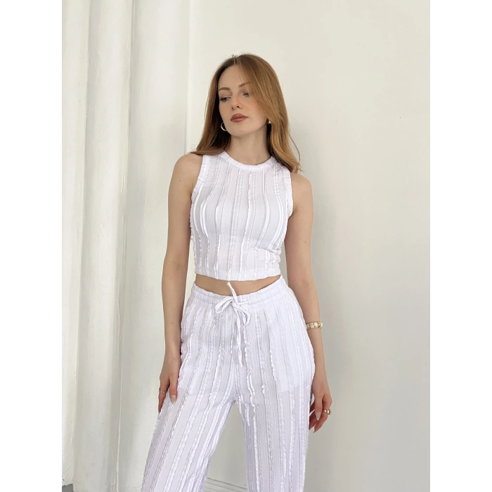 Gofre Kumaş Ters Dikiş Halter Yaka Takım Beyaz