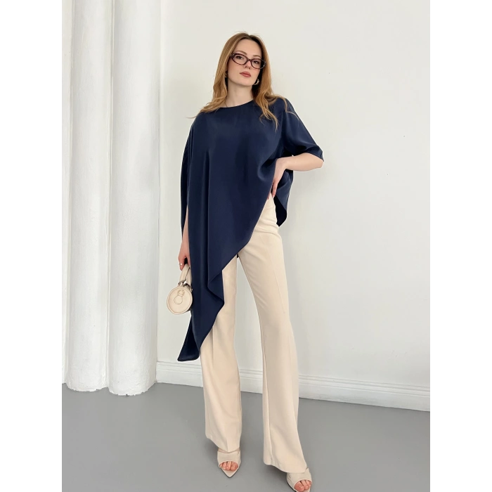 Asimetrik Kesim Vatkalı Tasarım Bluz Lacivert