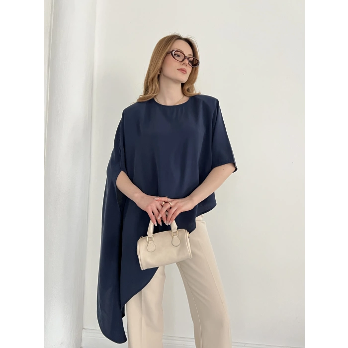 Asimetrik Kesim Vatkalı Tasarım Bluz Lacivert
