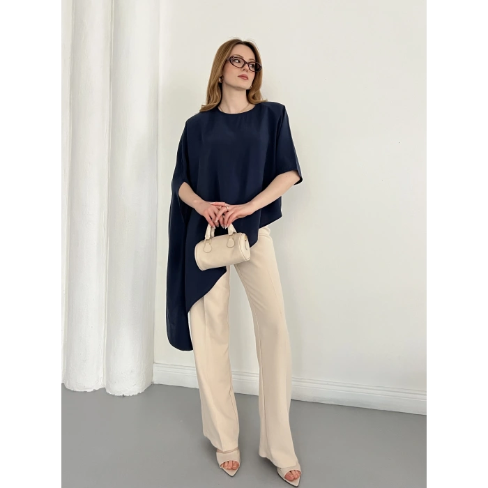 Asimetrik Kesim Vatkalı Tasarım Bluz Lacivert