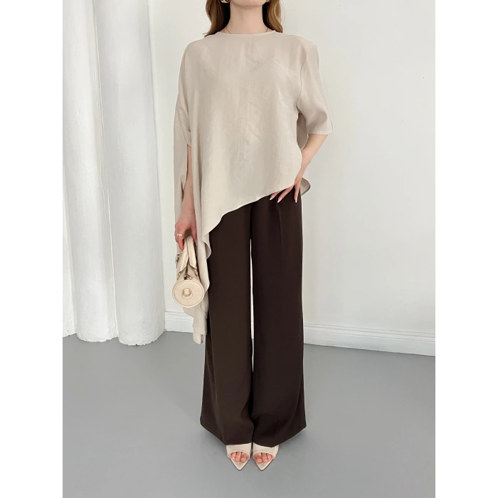 Asimetrik Kesim Vatkalı Tasarım Bluz Bej