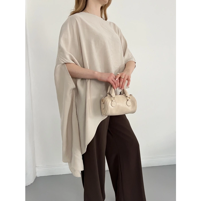 Asimetrik Kesim Vatkalı Tasarım Bluz Bej