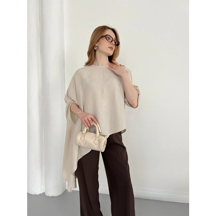 Asimetrik Kesim Vatkalı Tasarım Bluz Bej