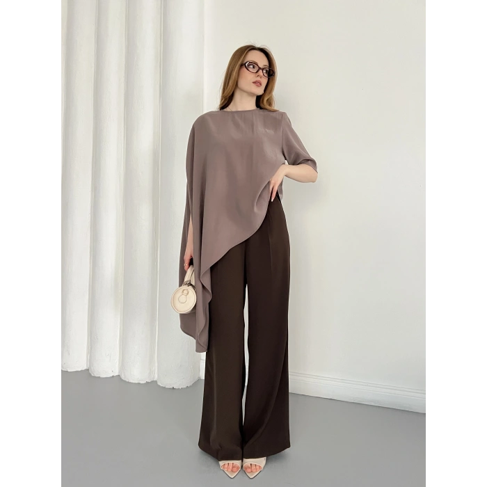 Asimetrik Kesim Vatkalı Tasarım Bluz Vizon