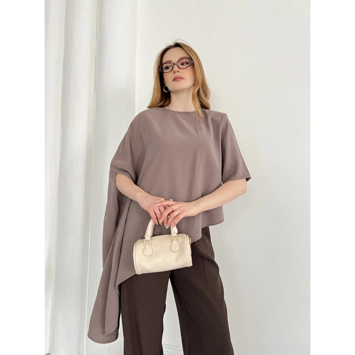 Asimetrik Kesim Vatkalı Tasarım Bluz Vizon