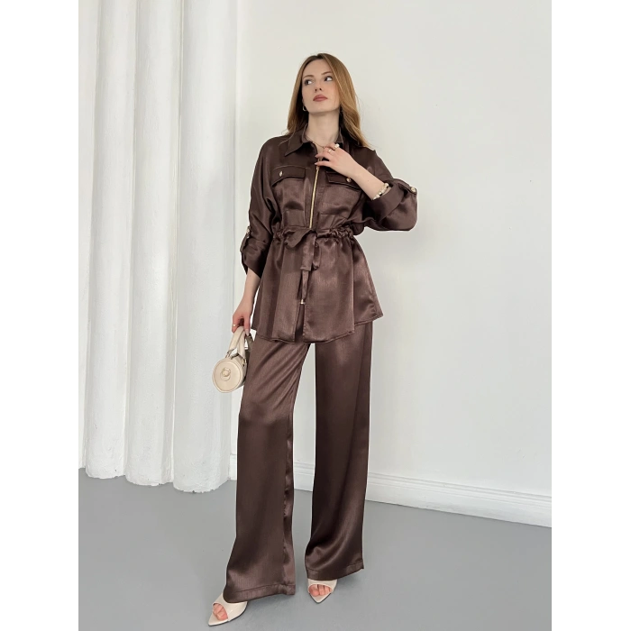 Belden Bağlama Detaylı Fermuarlı Saten Takım Kahve