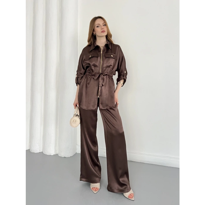 Belden Bağlama Detaylı Fermuarlı Saten Takım Kahve