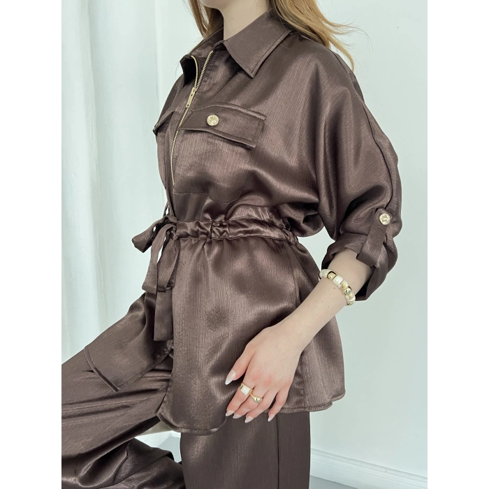 Belden Bağlama Detaylı Fermuarlı Saten Takım Kahve