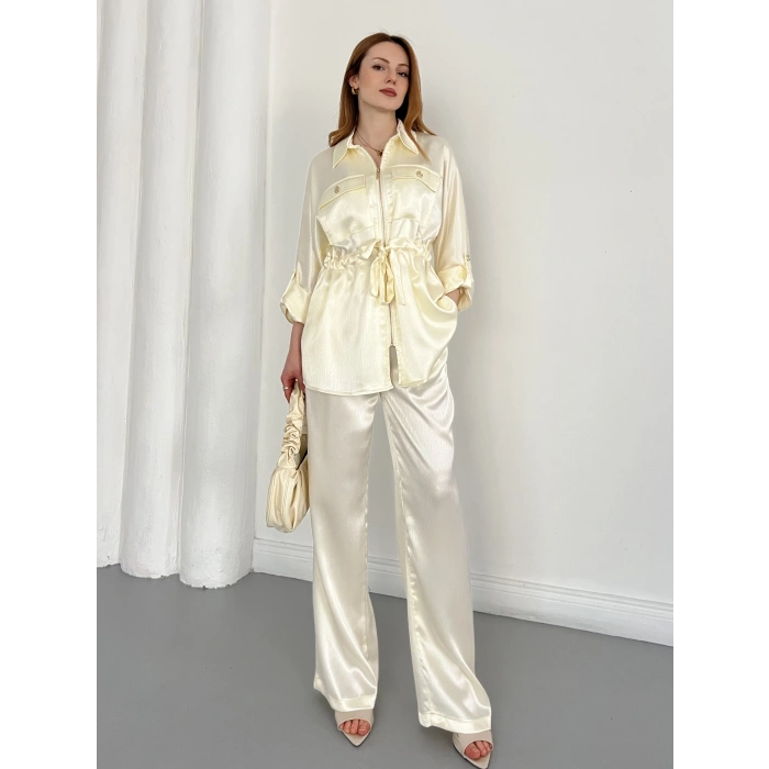 Belden Bağlama Detaylı Fermuarlı Saten Takım Tereyağ Sarısı