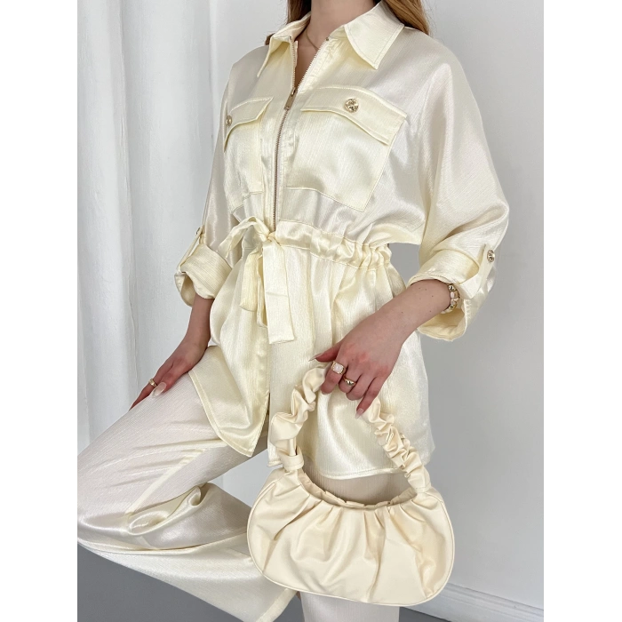 Belden Bağlama Detaylı Fermuarlı Saten Takım Tereyağ Sarısı