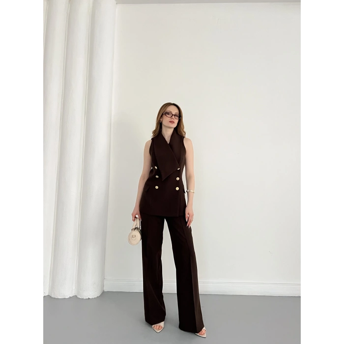 Gold Düğmeli Yelekli Pantolon Takım Kahve