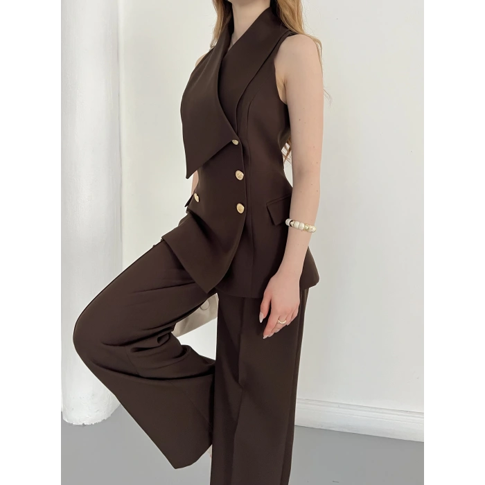 Gold Düğmeli Yelekli Pantolon Takım Kahve