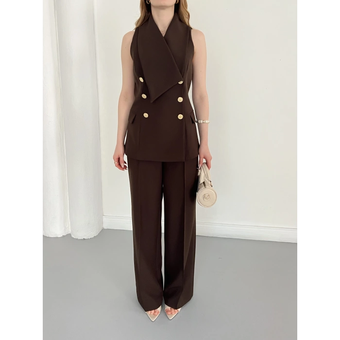 Gold Düğmeli Yelekli Pantolon Takım Kahve