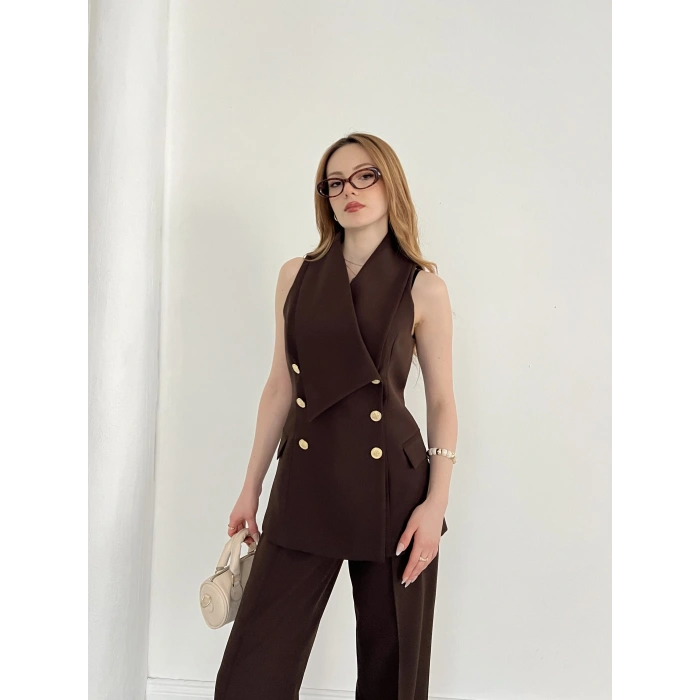Gold Düğmeli Yelekli Pantolon Takım Kahve