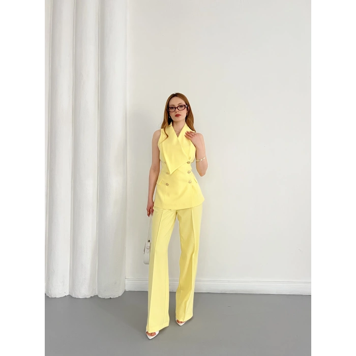Gold Düğmeli Yelekli Pantolon Takım Sarı