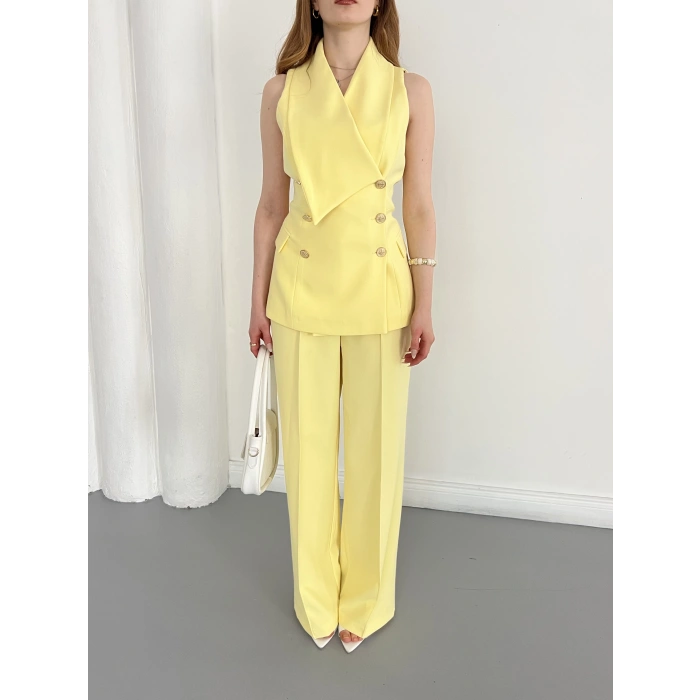 Gold Düğmeli Yelekli Pantolon Takım Sarı