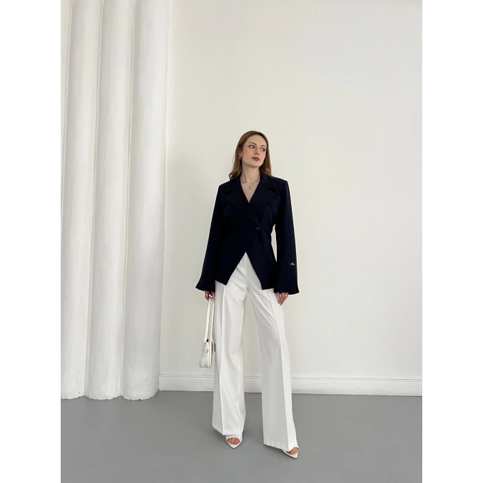 Kruvaze Yaka Tek Düğme Detaylı Tasarım Ceket Lacivert