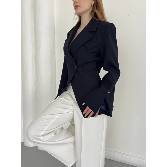 Kruvaze Yaka Tek Düğme Detaylı Tasarım Ceket Lacivert
