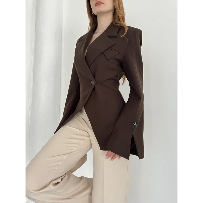 Kruvaze Yaka Tek Düğme Detaylı Tasarım Ceket Kahve