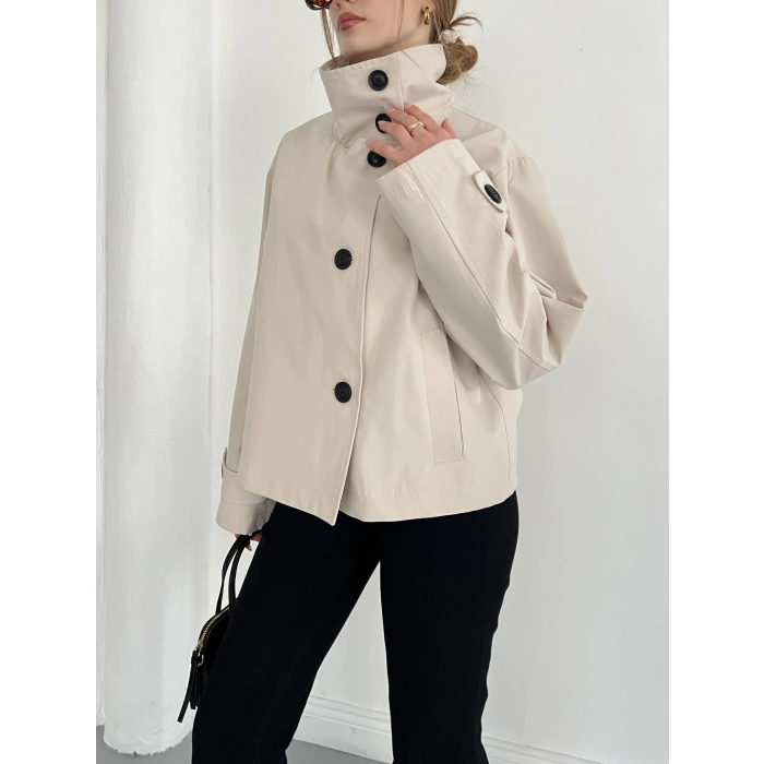 Dik Yaka Düğme Detaylı Trenckot Bej