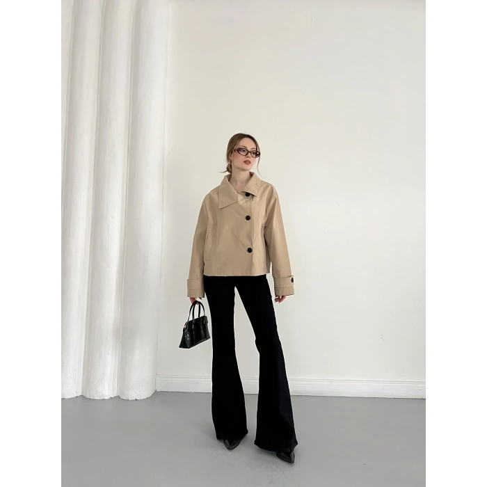 Dik Yaka Düğme Detaylı Trenckot Camel