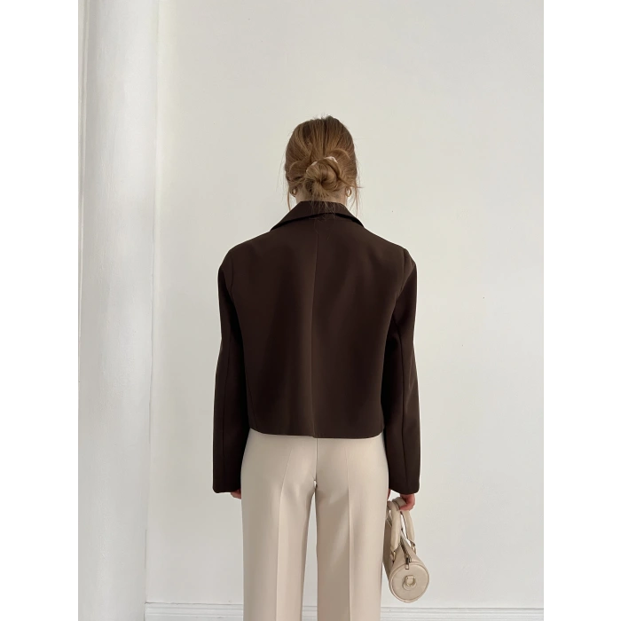 Kruvaze Yaka Tek Düğme Detay Crop Ceket Kahve