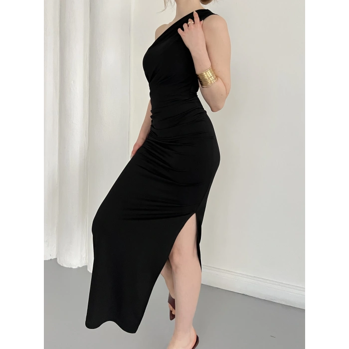 Tek Omuz Büzgü Detaylı Yırmaçlı Sandy Elbise Siyah