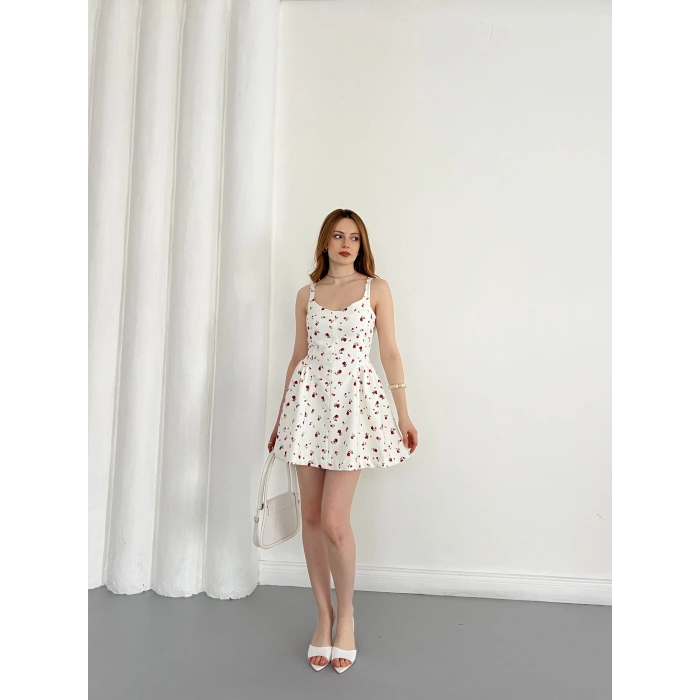 Çiçek Desenli Askılı Mini Elbise Beyaz