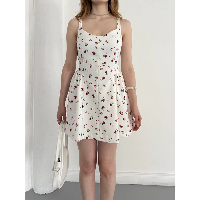 Çiçek Desenli Askılı Mini Elbise Beyaz