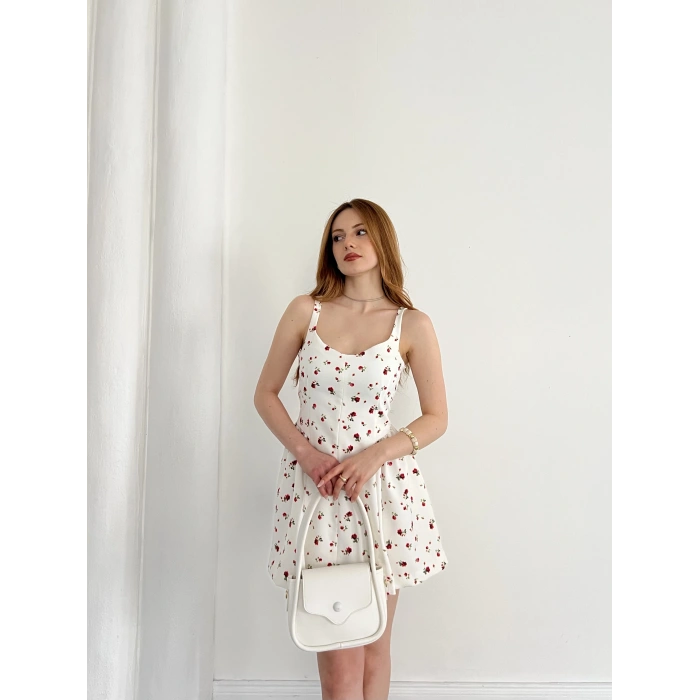 Çiçek Desenli Askılı Mini Elbise Beyaz