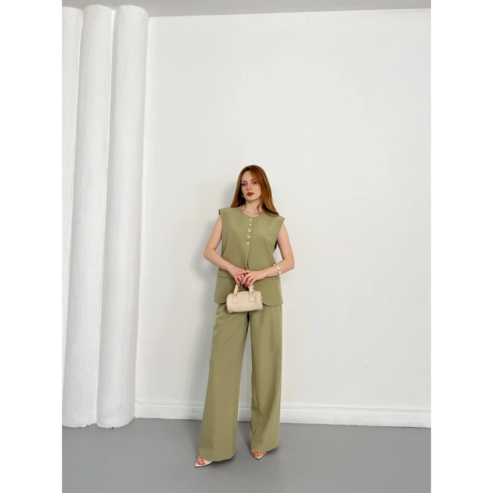 Gold Düğme Detaylı Tasarım Yelekli Takım Haki