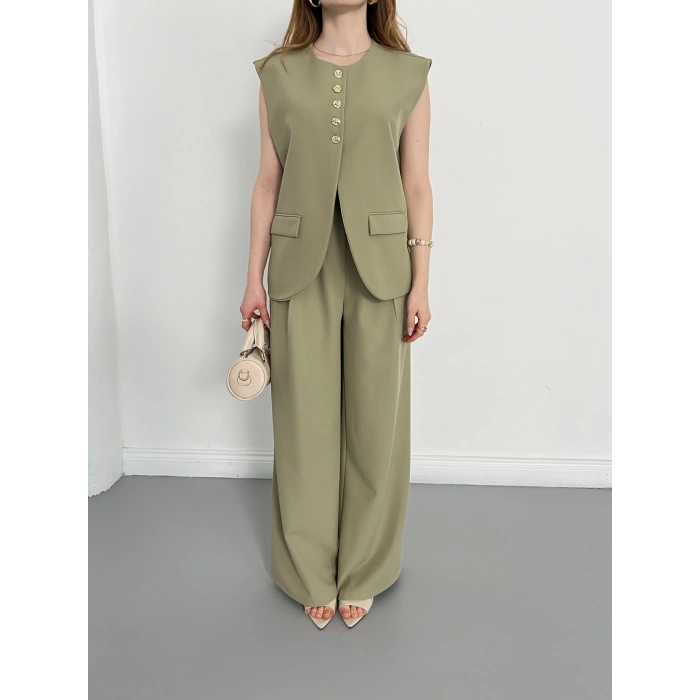 Gold Düğme Detaylı Tasarım Yelekli Takım Haki