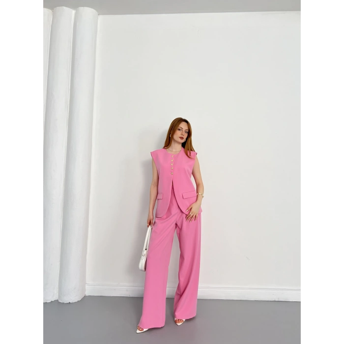 Gold Düğme Detaylı Tasarım Yelekli Takım Pembe