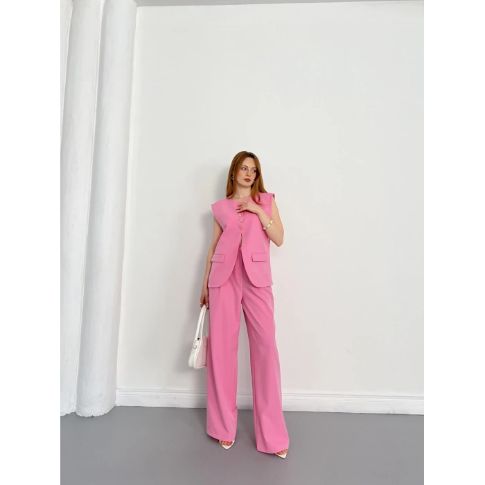 Gold Düğme Detaylı Tasarım Yelekli Takım Pembe