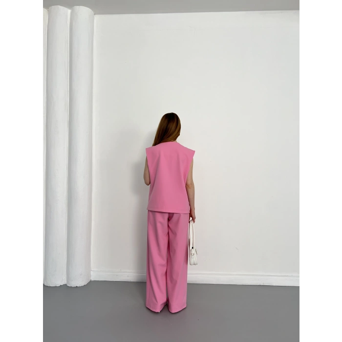 Gold Düğme Detaylı Tasarım Yelekli Takım Pembe