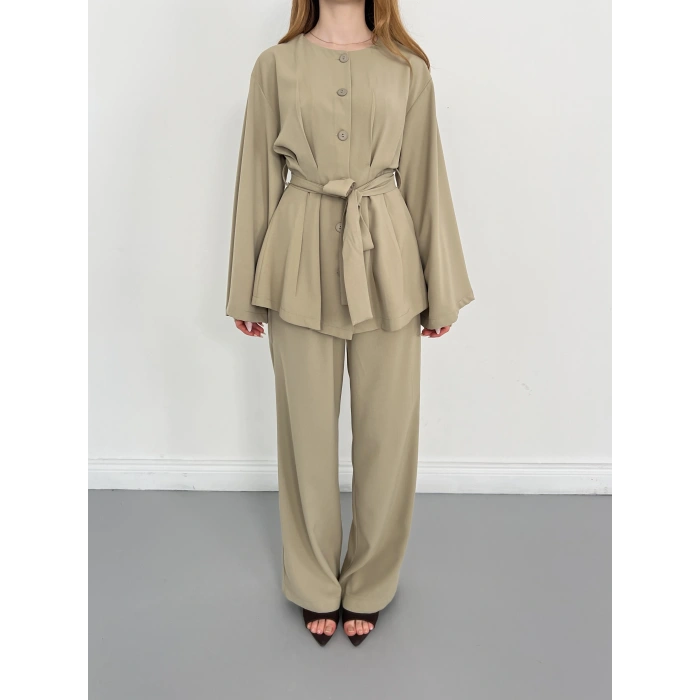 Düğme Detaylı Bel Kuşaklı İspanyol Kol Takım Haki