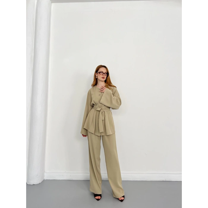 Düğme Detaylı Bel Kuşaklı İspanyol Kol Takım Haki